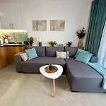 Roof Breeze Apartament