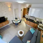 Apartament Roof Breeze *