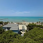 Roof Breeze * Golem (Tirana)