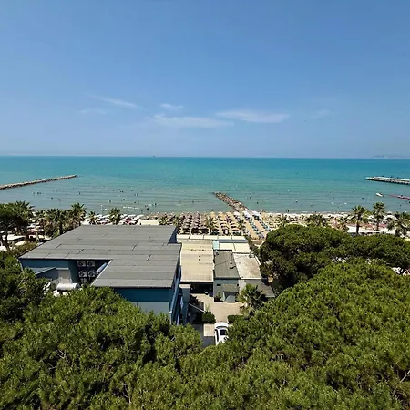 Roof Breeze * Golem (Tirana)