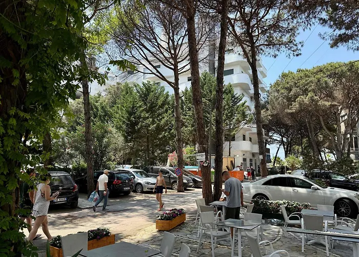 Roof Breeze * Golem (Tirana)