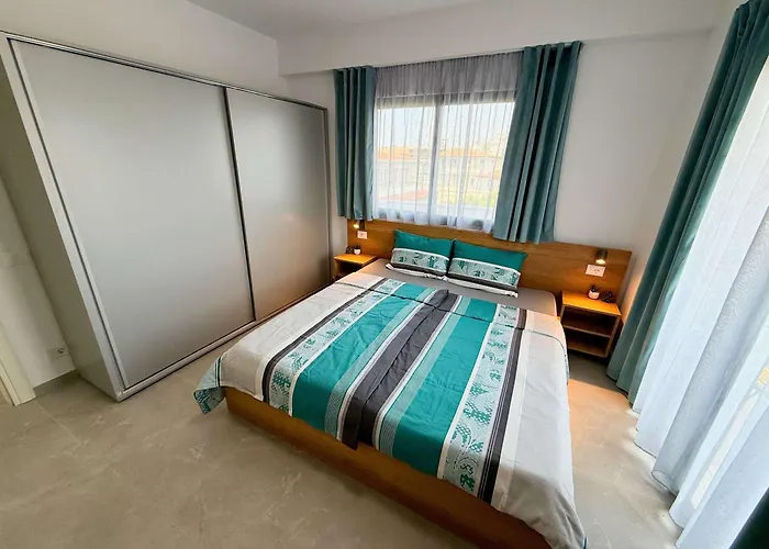 Roof Breeze * Golem (Tirana)